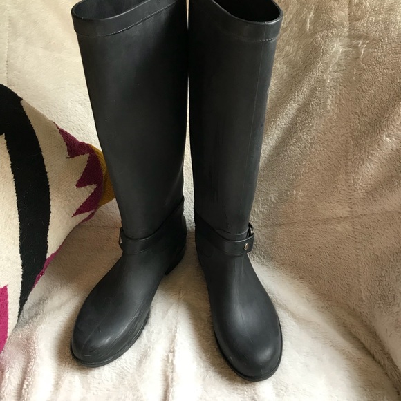 Saddle/Rain Boots ☔️ - Picture 3 of 7